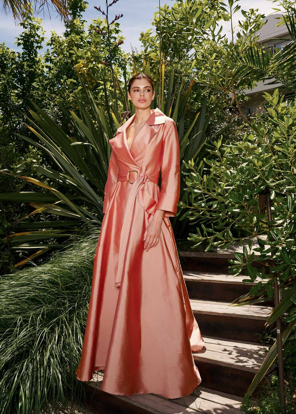 ABITO MISCHALIS M4-8799