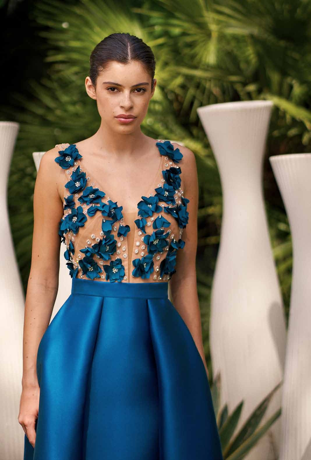 ABITO MISCHALIS M4-8687