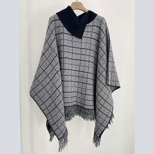 Poncho jaquard con frange